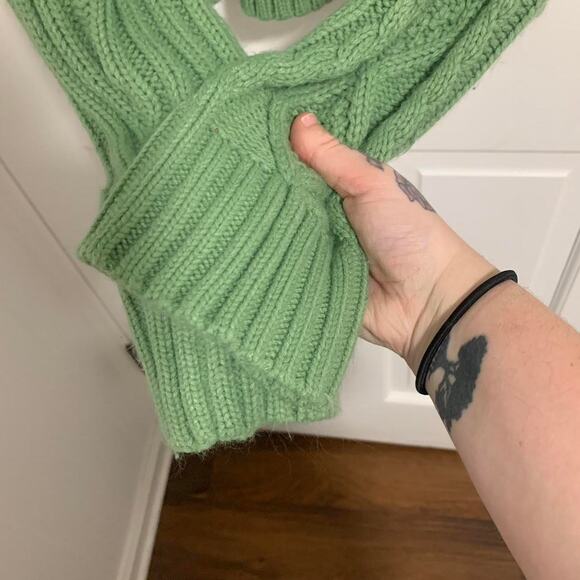 St John’s Bay Green Knit Chunky Sweater with Wooden looking button size XL - Picture 4 of 6